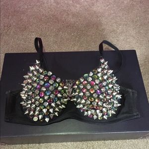 Festival bra