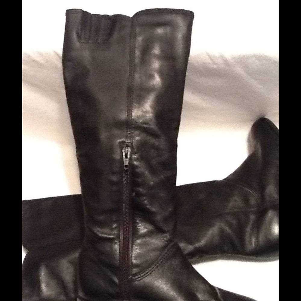 Westbound black leather riding boots size 6.5 used - Picture 2 of 6