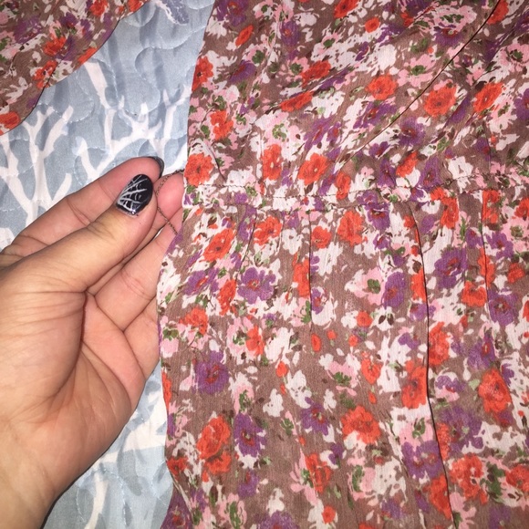 Floral Peasant Blouse NWOT - Picture 4 of 8