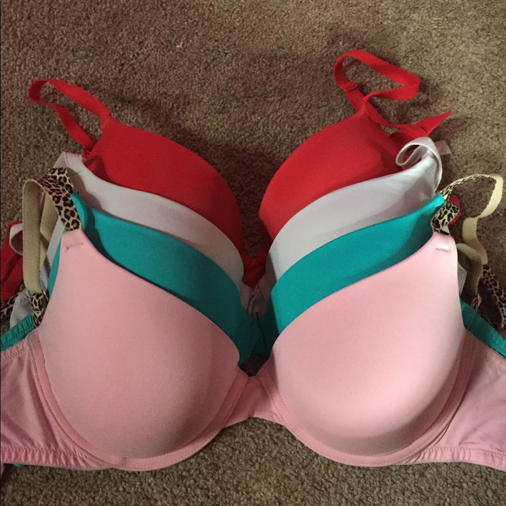 4 PINK bras