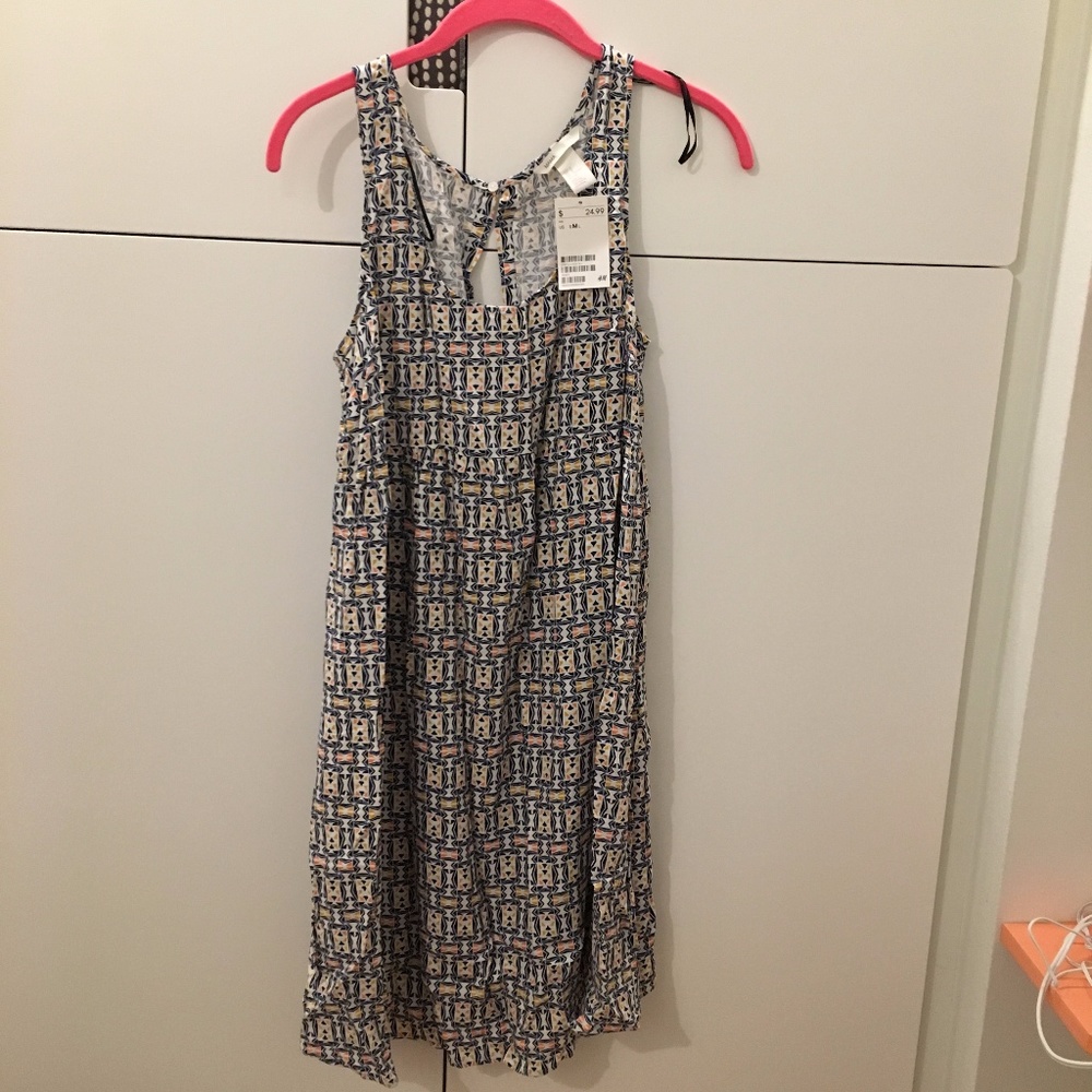 H&M Patterned Maternity Dress Size Medium NWT