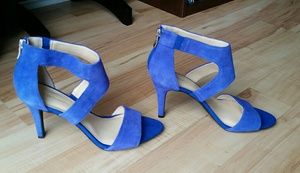 Gently used BCBG Blue Violet Suede Heels, Sandals