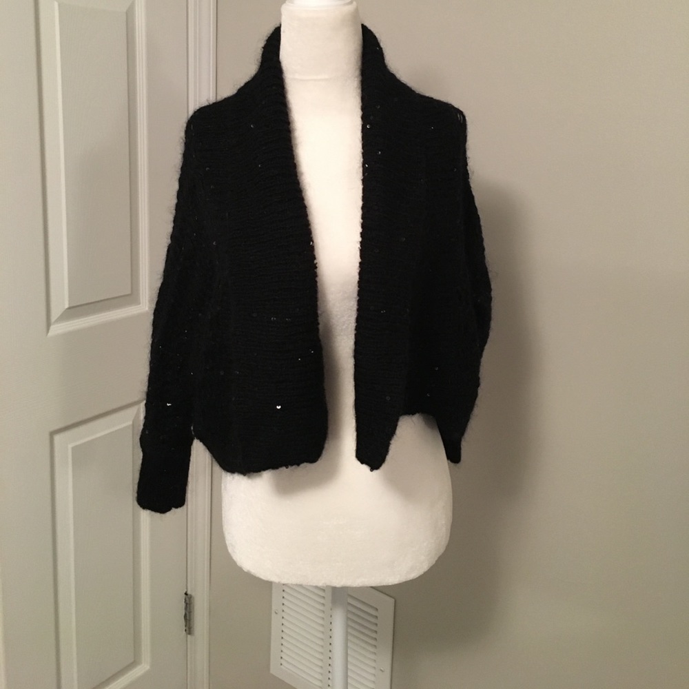 Express black sequined cropped sweater M