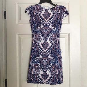 B. Darlin Pink, White, & Blue Dress Size 1/2