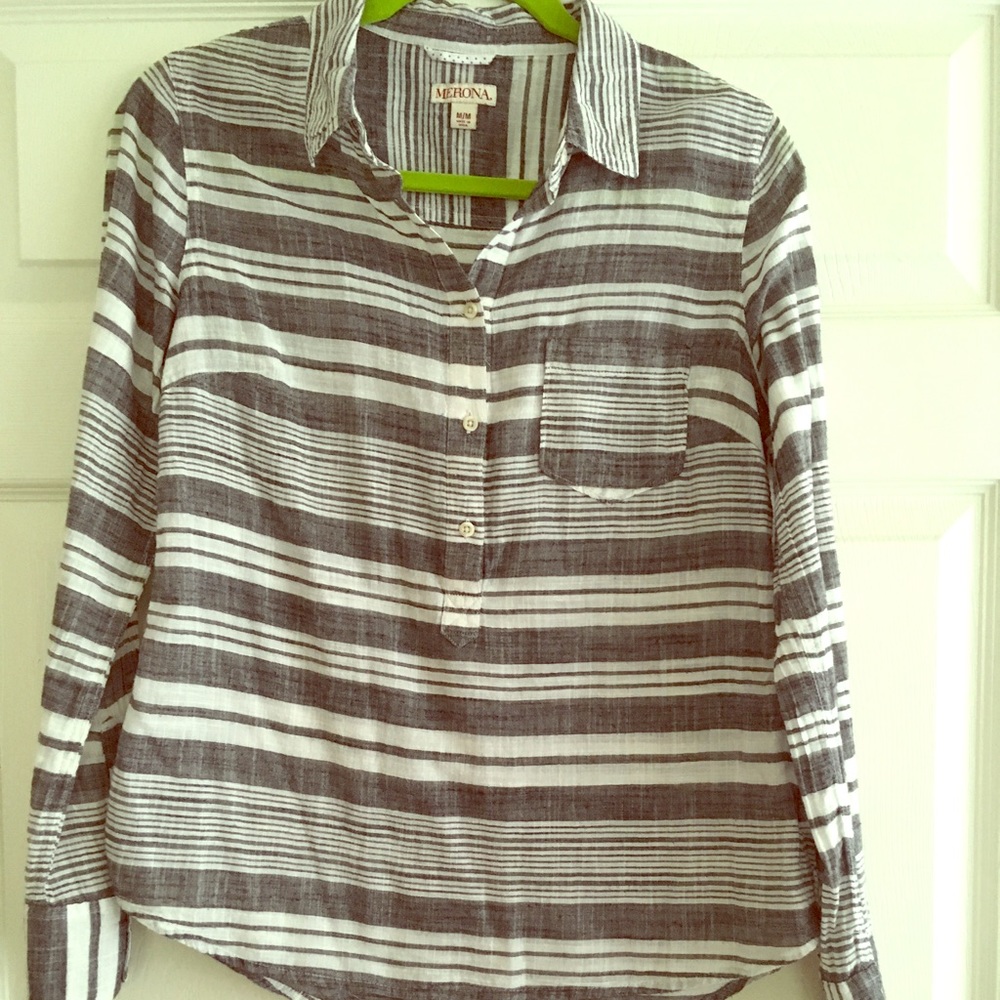 Merona Size M Grey and White Striped Shirt