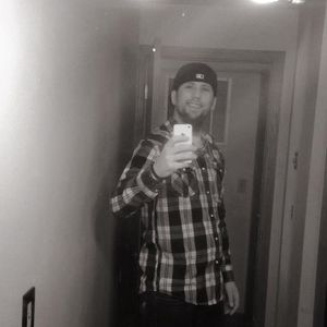 Meet your Posher, Justin