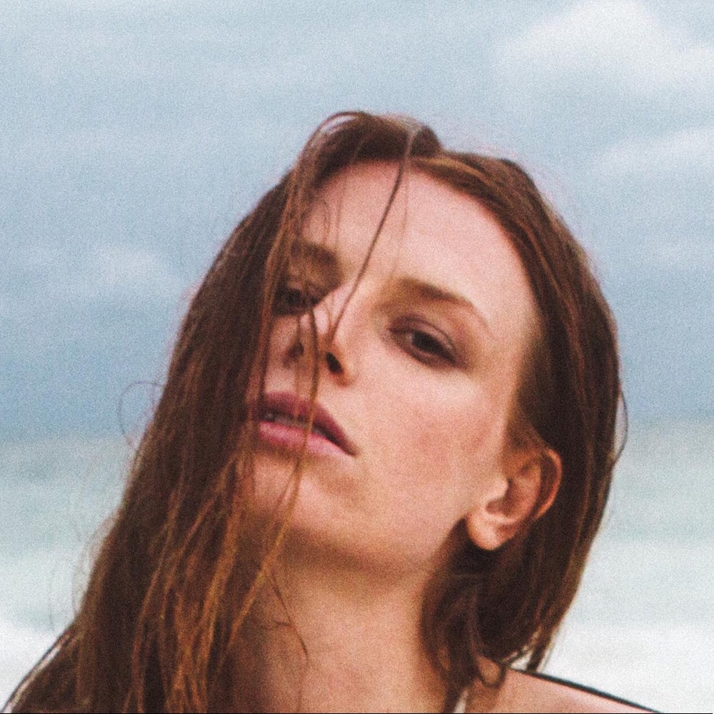 Meet your Posher, Alena