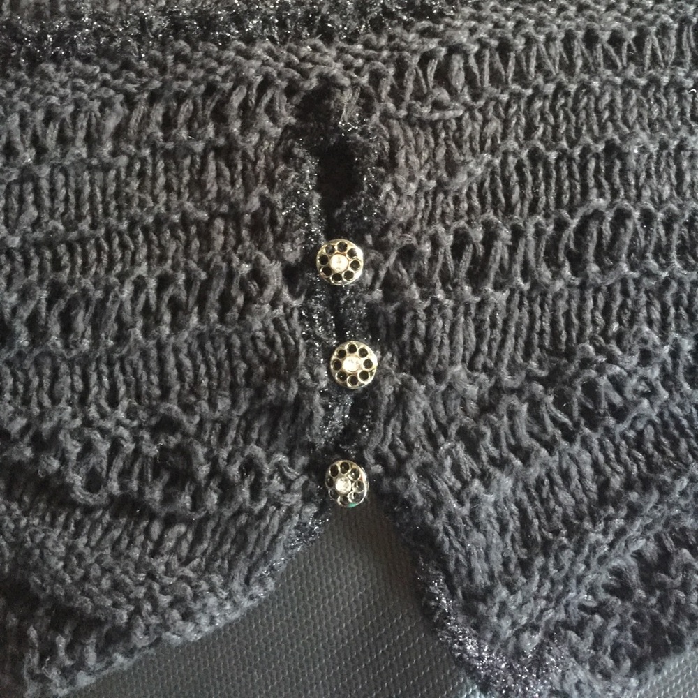 BKE hooded crop sweater top