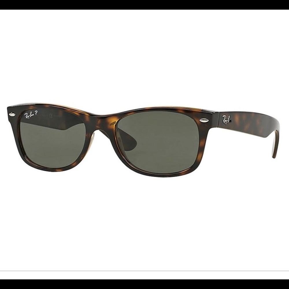 Ray Ban wayfarer tortoise
