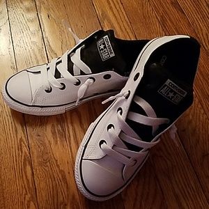 Converse Leather All Star Street Size 4Y Wms 7.5