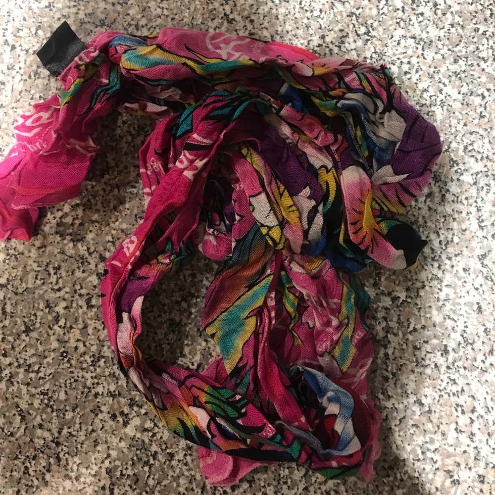 Ed hardy scarff/ wrap
