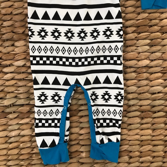 A.T.U.N Aztec Print Romper - Picture 2 of 6