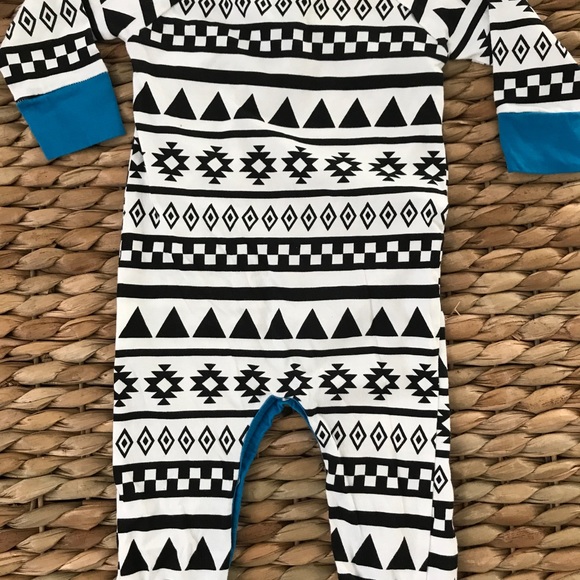 A.T.U.N Aztec Print Romper - Picture 6 of 6