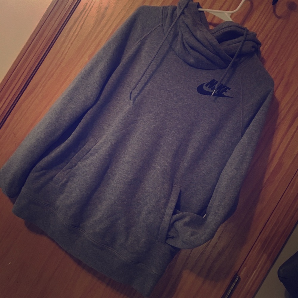 Comfy NIKE sweatshirt