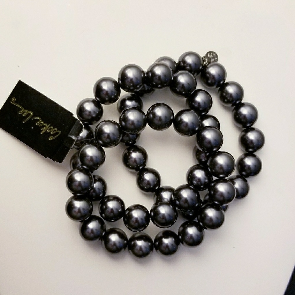 Cookie Lee set of 3 grey chunky bracelets