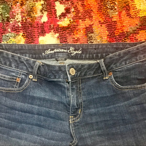EUC AMERICAN EAGLE JEANS-CUT OFF SHORTS W STRETCH - Picture 3 of 7