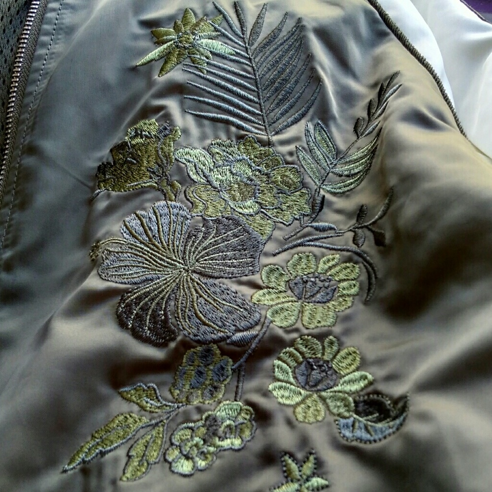 Embroidered Bomber Jacket - Picture 6 of 8