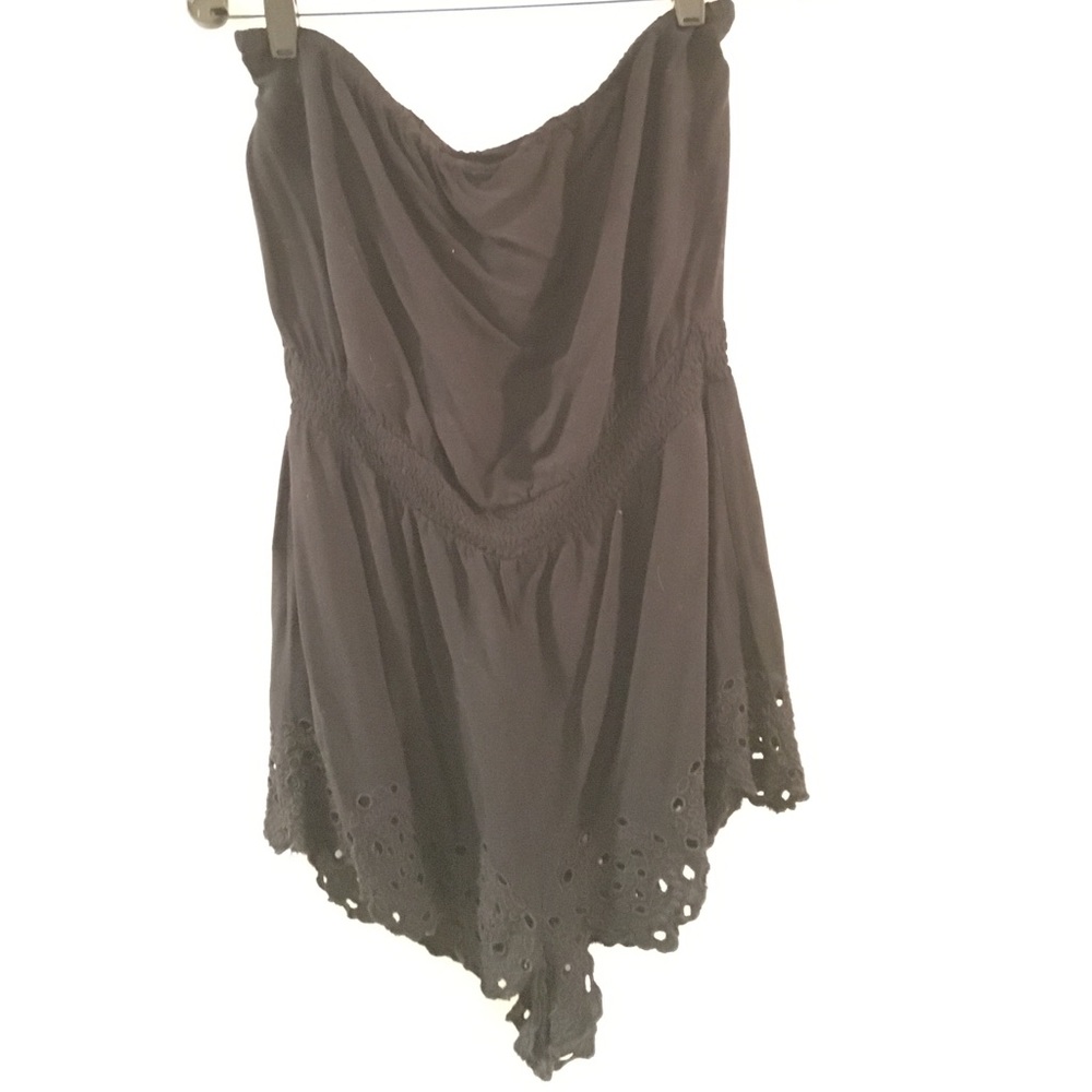 Simple strapless black romper