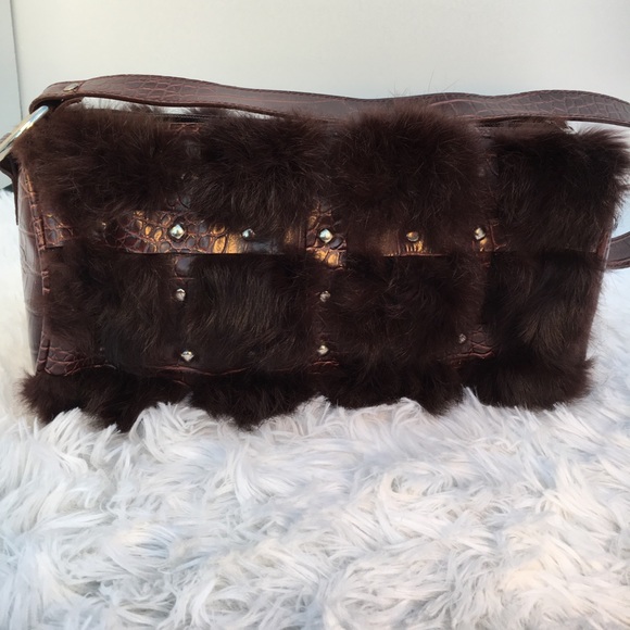 Faux fur and leather purse - Picture 2 of 6