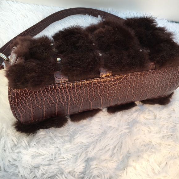 Faux fur and leather purse - Picture 4 of 6