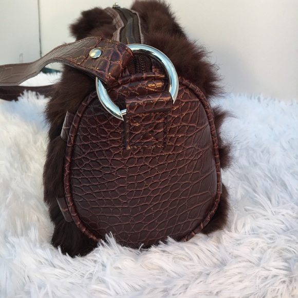 Faux fur and leather purse - Picture 5 of 6