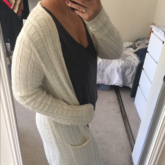 • Leo & Nicole • - Picture 4 of 6