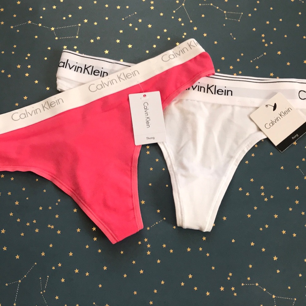 NEW! 2 pair Calvin Klein Logo Thong - Picture 4 of 5