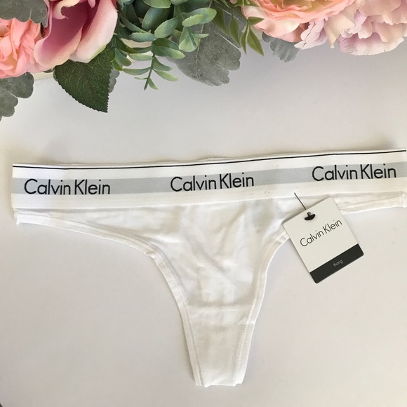 NEW! 2 pair Calvin Klein Logo Thong - Picture 2 of 5