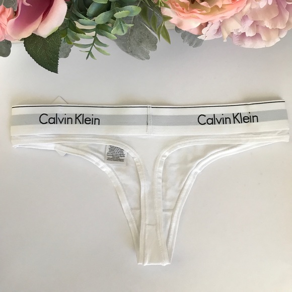 NEW! 2 pair Calvin Klein Logo Thong - Picture 3 of 5