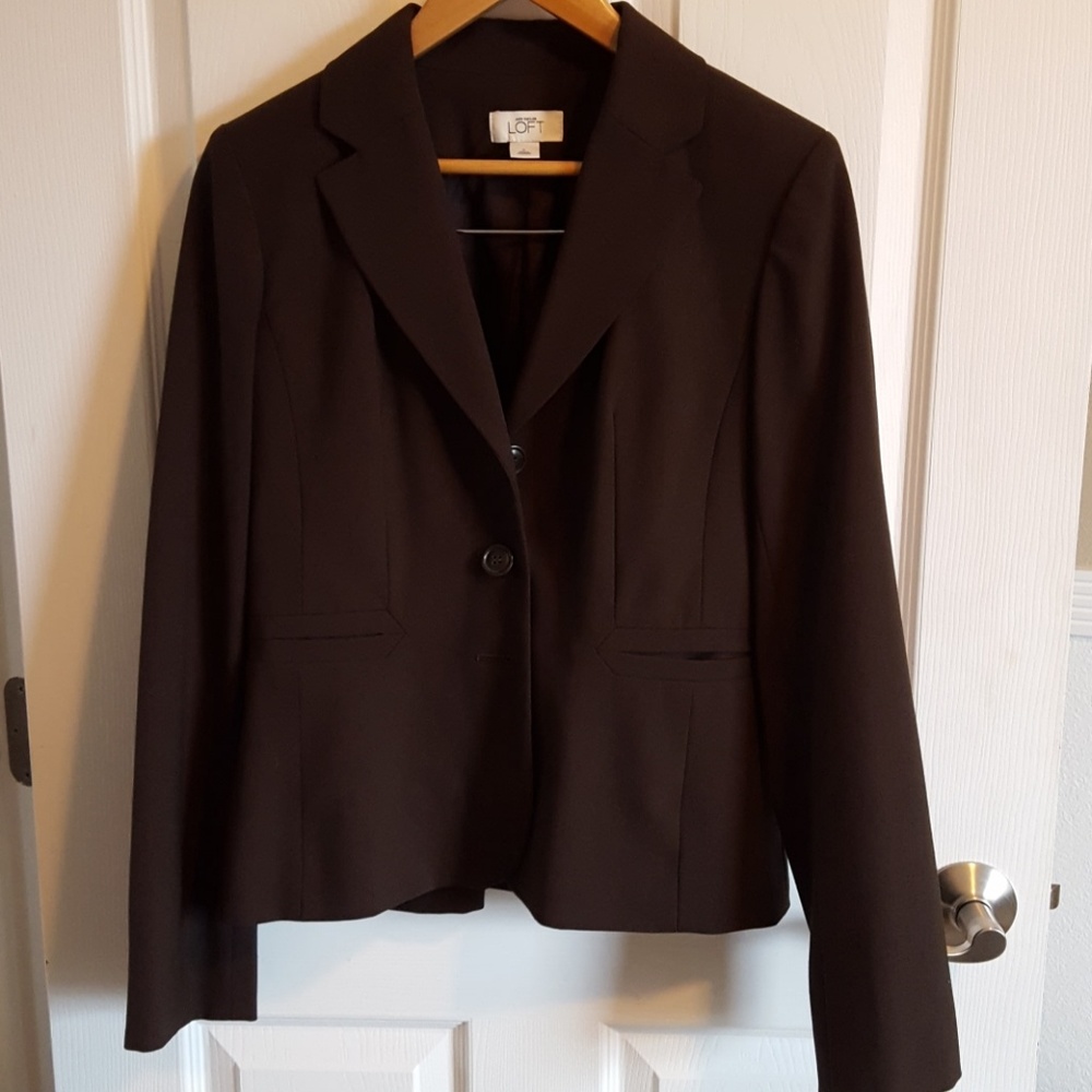 Brown business suit