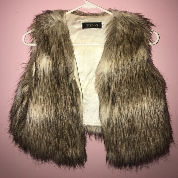 Cropped fur vest - Picture 1 of 1