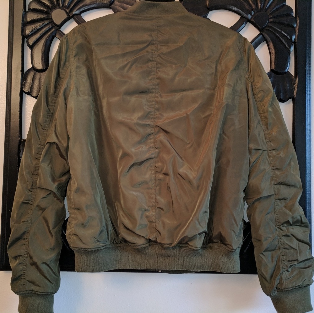 Jacket - Picture 2 of 5