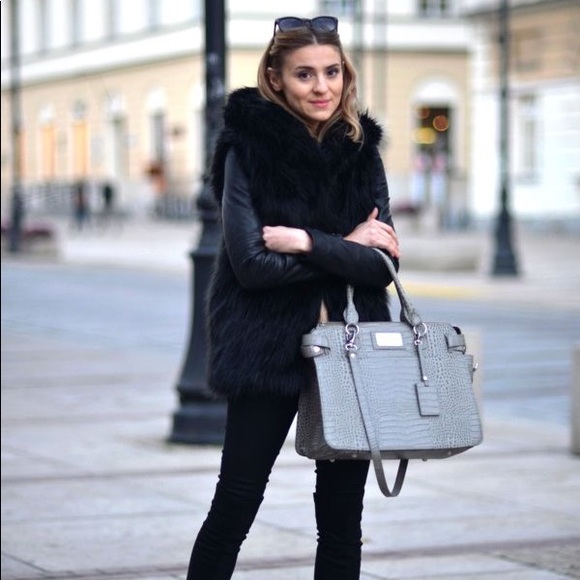 Tart Jackets & Blazers - Tart faux fur black vest