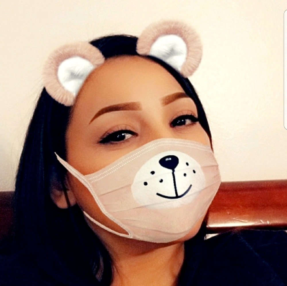 Meet your Posher, Beatrice