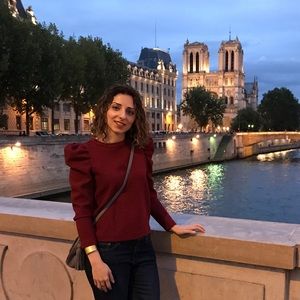 Meet your Posher, Huda