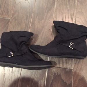 Black ankle booties