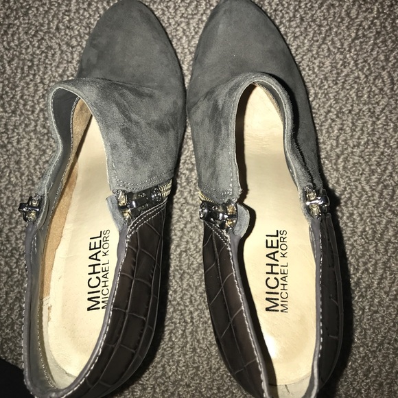 Michael kors booties - grey suede and leather - Picture 3 of 3