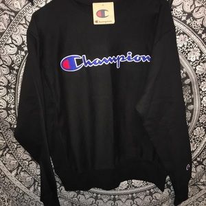 NWT Medium Black Champion Crewneck