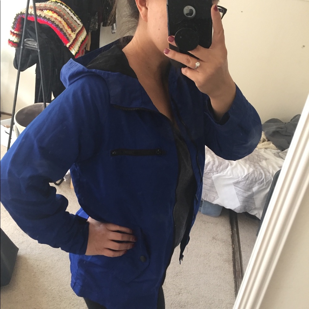 • Rena Jacket • - Picture 6 of 7