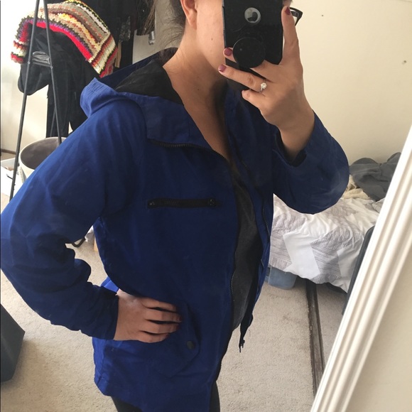 • Rena Jacket • - Picture 6 of 7