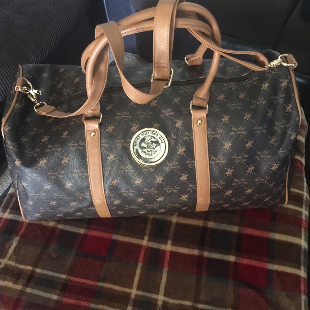 Leather Beverly Hills polo club travel bag.
