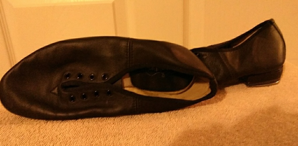 Size 8.5 tap shoe