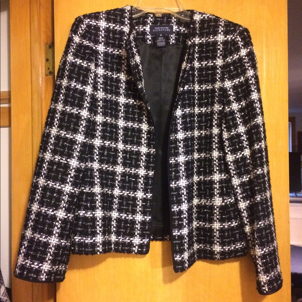 Dress/casual/work tweed jacket Chanel classic styl