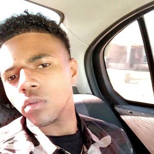 Meet your Posher, Denzel