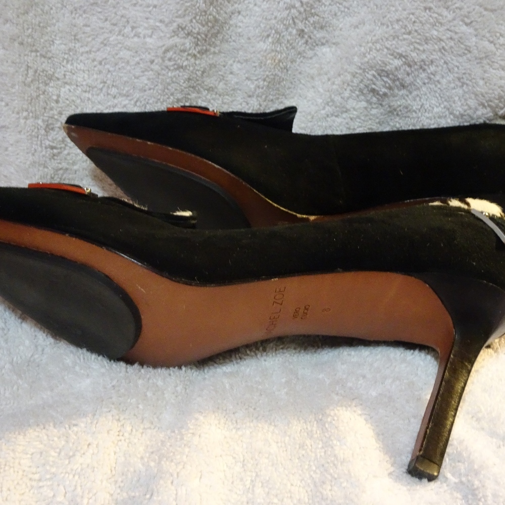 shoes - Picture 3 of 4