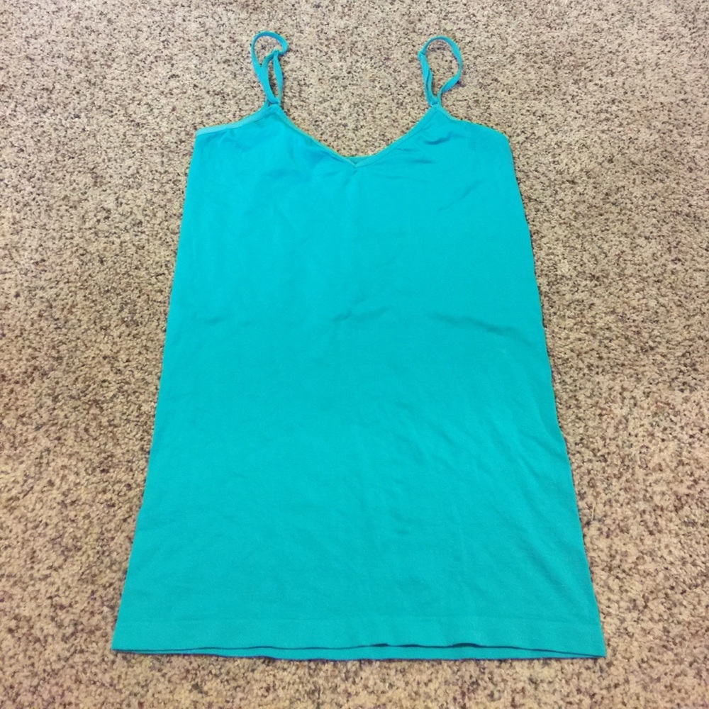 Noodle strap tank top