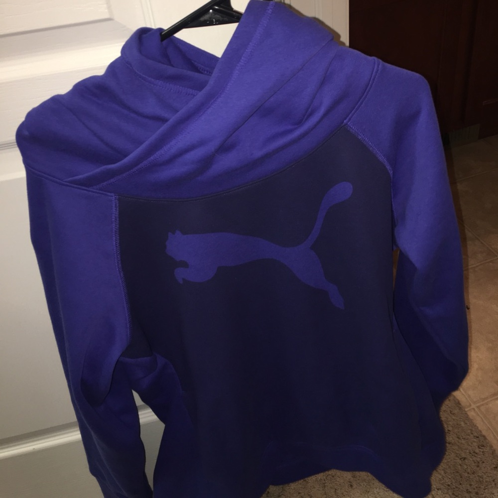 Puma pull over