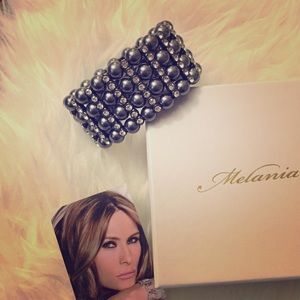 Gray/silver Cuff Style Stretchy Bracelet