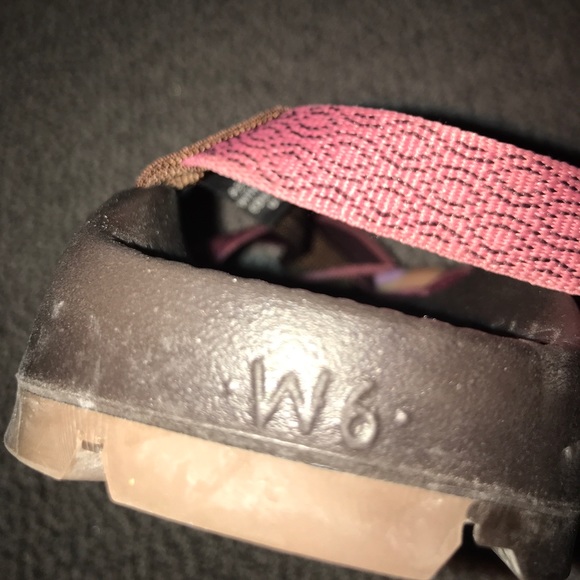 Wore one time !!!! Chacos!!!!! - Picture 4 of 4