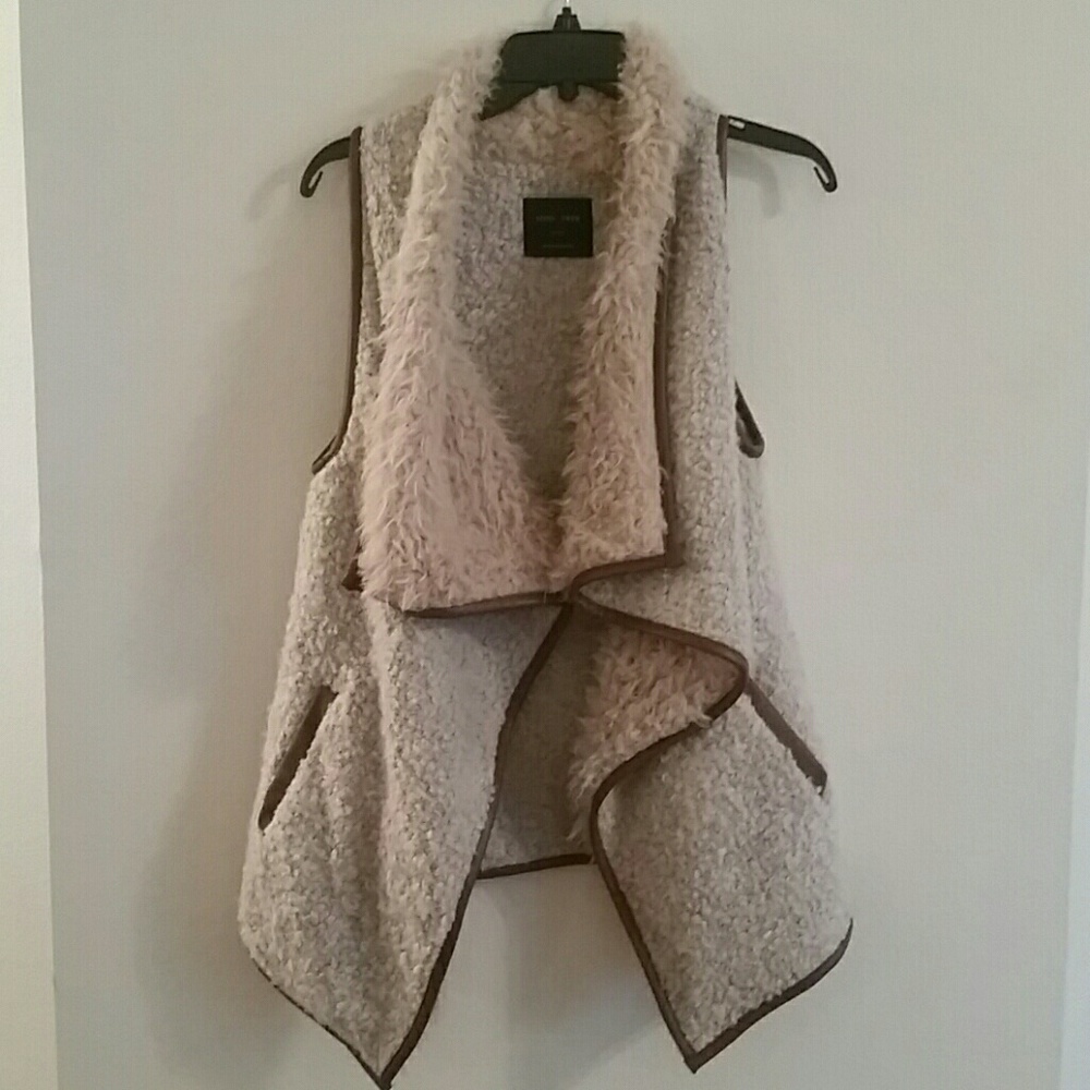 Faux fur wooly vest